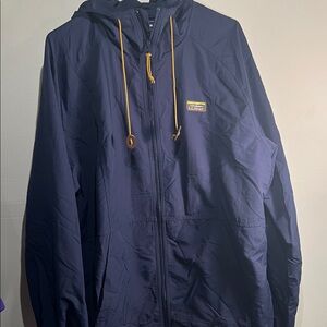 L.L. Bean Men's Dark Blue Windbreaker with Gold Details